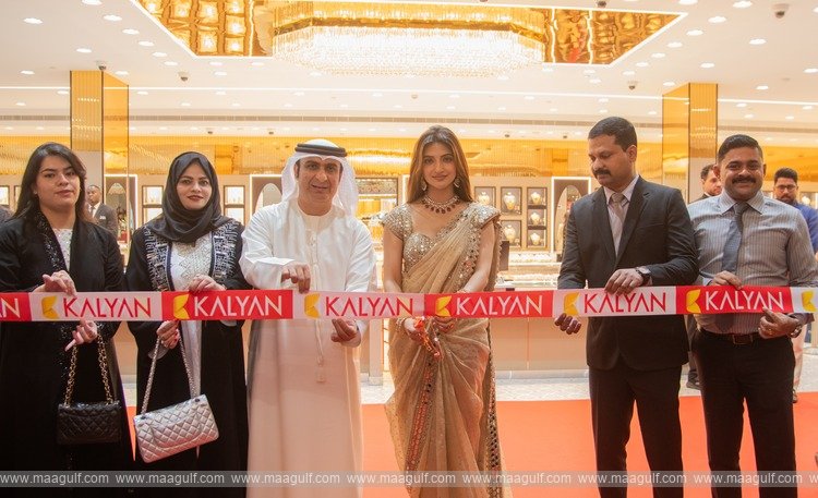 Indian Actress Sreeleela inaugurates 2 new Kalyan Jewellers showrooms in the UAE
