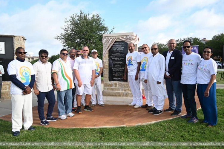 1 ఉత్తర టెక్సాస్ మహాత్మా గాంధీ మెమోరియల్ ఆధ్వర్యంలో నిర్వహించిన 11వ అంతర్జాతీయ యోగా దినోత్సవం