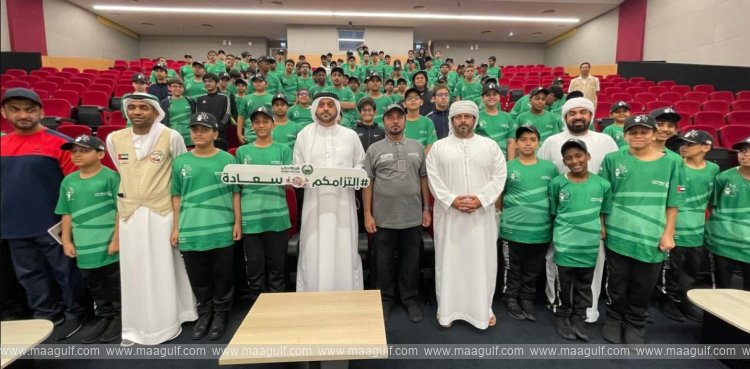 Dubai Police Delivers Awareness Lecture on ‘Sports Fan Conduct’ to Summer Programme Students