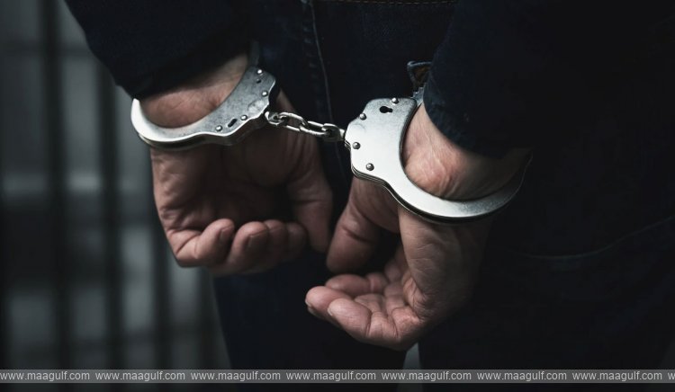 దుబాయ్ లో ఫేక్ పోలీస్ అధికారికి జైలుశిక్ష..!!