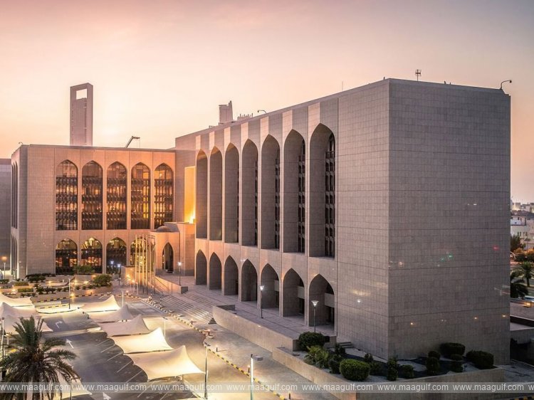 20 CBUAE revokes licence of Al Khazna Insurance Company