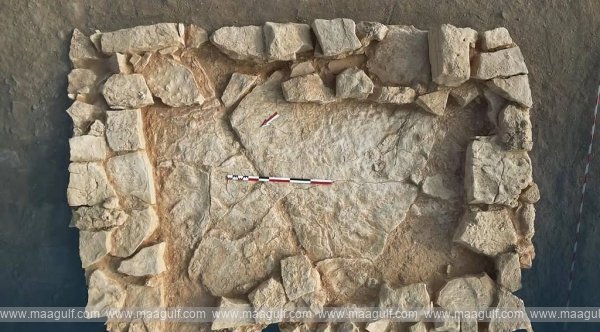 అల్-ఖురైనా పట్టణంలో బయటపడ్డ 50వేల సంవత్సరాల కళాఖండాలు..!!