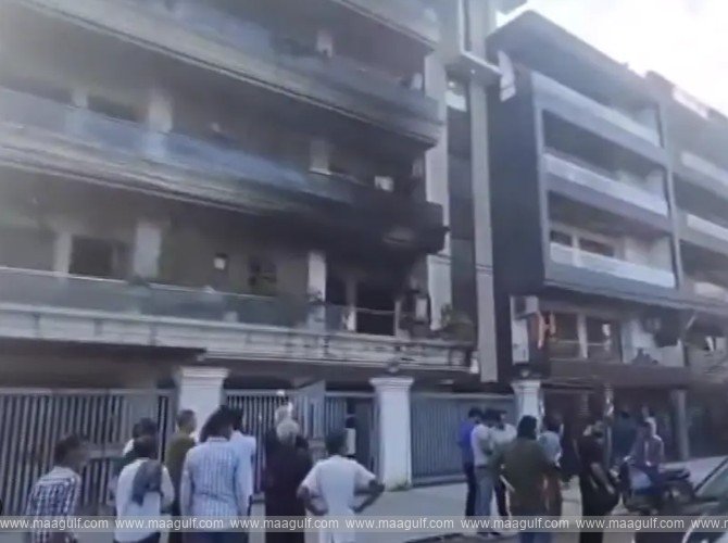 ఏసీ పేలి ముగ్గురు కుటుంబసభ్యులు మృతి..
