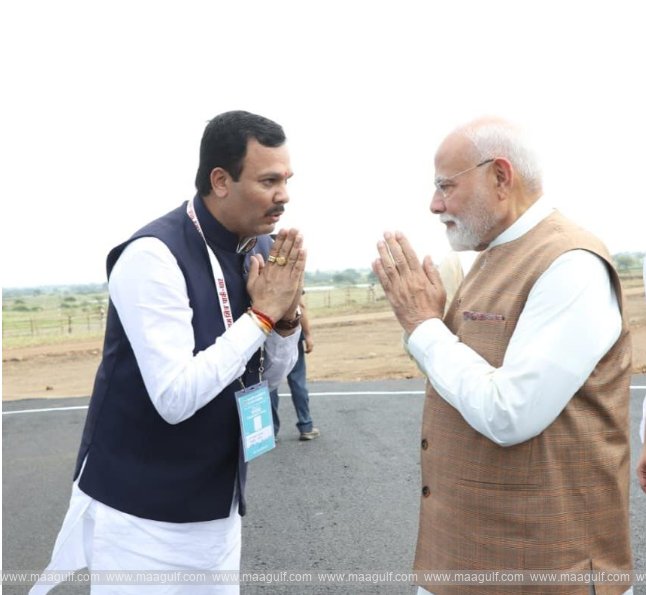 Prime Minister Narendra Modi Receives Warm Welcome in Bhesola