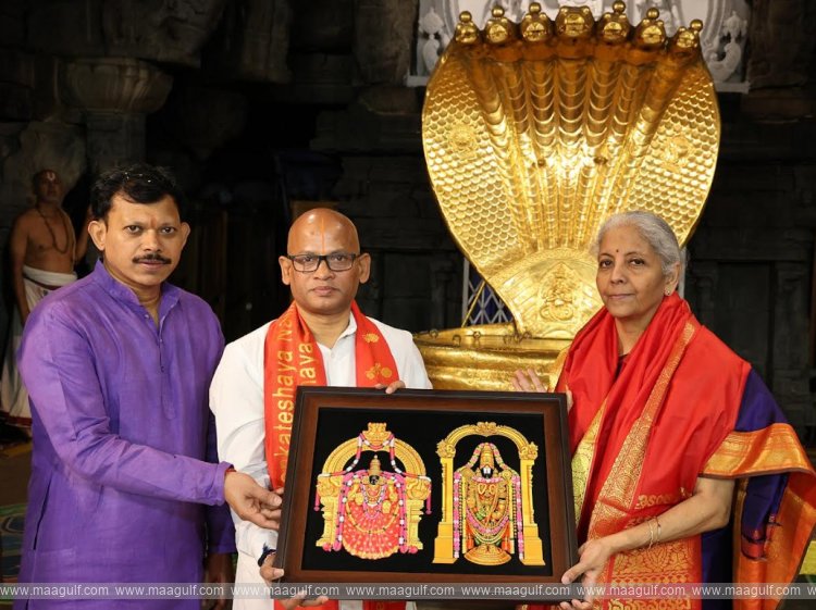 శ్రీవారిని దర్శించుకున్న కేంద్ర ఆర్థిక మంత్రి నిర్మలా సీతారామన్‌