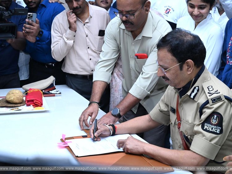 హైదరాబాద్ పోలీస్ కమిషనర్‎గా సజ్జనార్ బాధ్యతలు