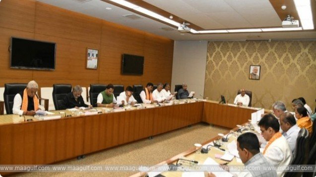 1 సీఎం తప్ప, మిగతా మంత్రుల రాజీనామా