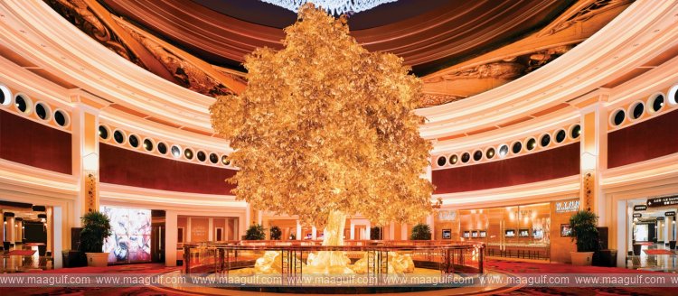 20 Wynn Macau Unveils 24-Carat Gold ‘Tree of Prosperity’