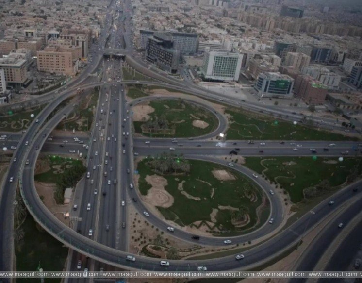 RCRC-lifts-development-suspension-on-33-km-sup2-of-land-west-of-Riyadh