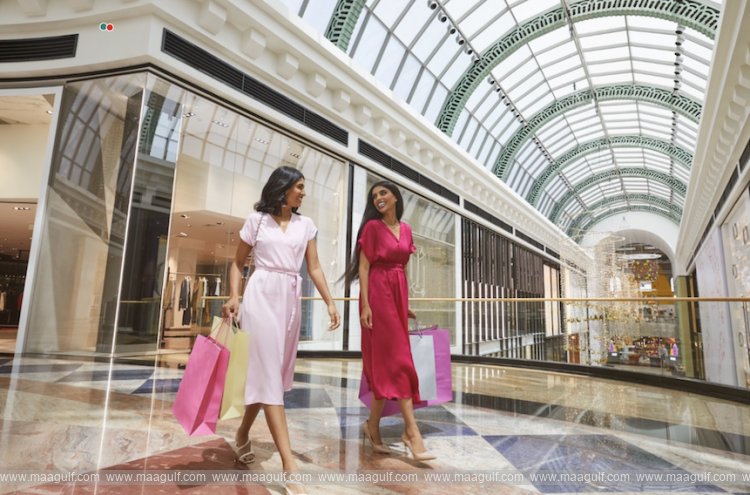 20 Dubai’s Festival of Lights Brings Spectacular Shopping, Gold Giveaways, and Grand Prizes