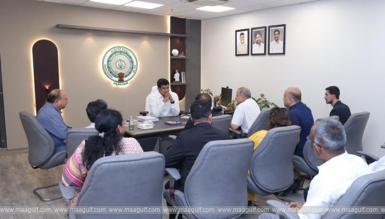 Minister reviews progress of construction of APNRT iconic tower