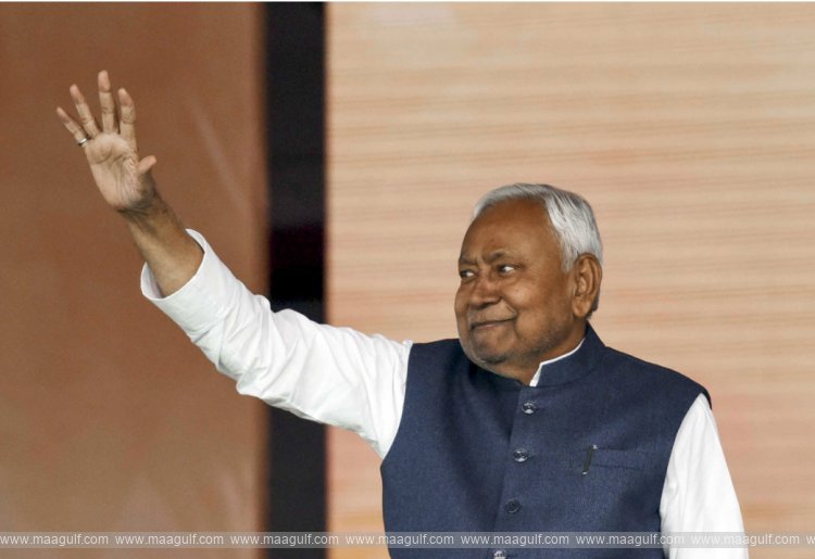 బీహార్ సీఎంగా పదోసారి నితీష్ కుమార్ ప్రమాణస్వీకారం