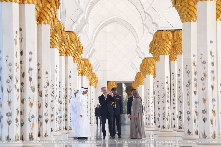 Prime Minister of Canada visits Sheikh Zayed Grand Mosque in Abu Dhabi
