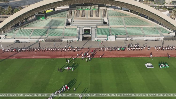 Dubai Police Employees Compete in a 290-Meter Tug-of-War