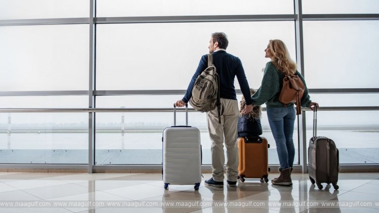 ఒక నెల స్కూళ్లకు సెలవులు..పీక్ ట్రావెల్ సీజన్‌..!!