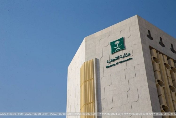 నకిలీ స్మార్ట్‌ఫోన్‌ల విక్రయం..ముగ్గురు ప్రవాసులు అరెస్టు..!!