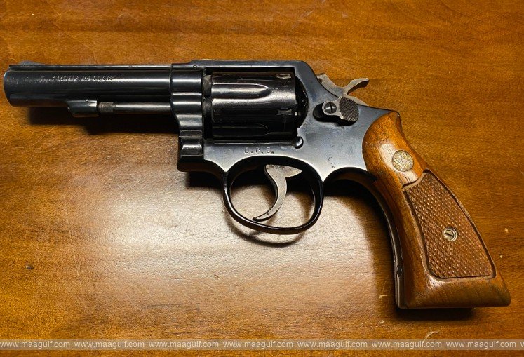 హైదరాబాద్: సస్పెండ్ చేసిన ఎస్‌ఐ పై షాకింగ్ నిజాలు