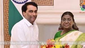 Modi-Murmu attend Sathya Sai centenary celebrations