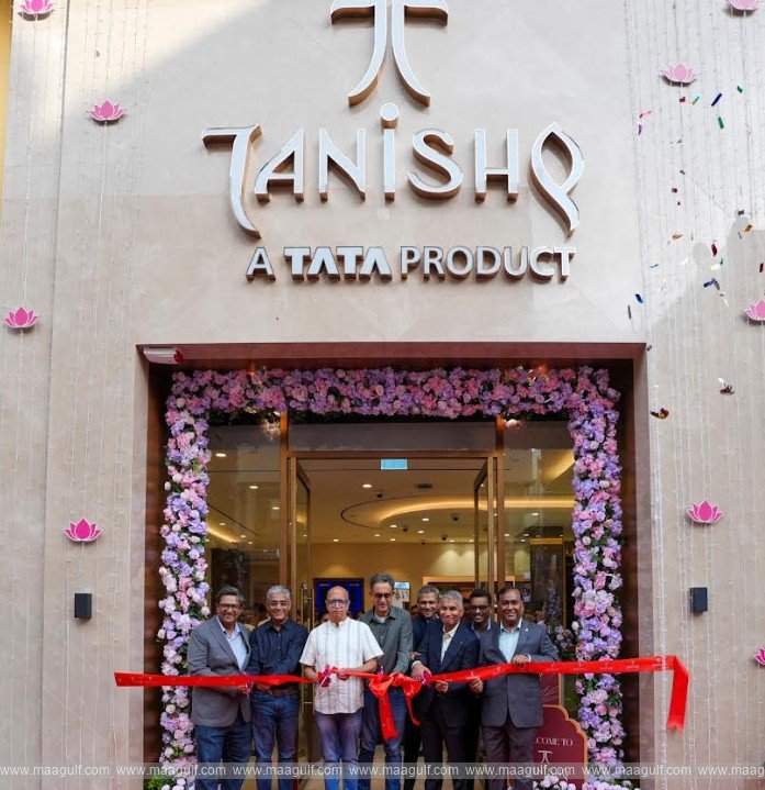 Tanishq returns to Meena Bazaar