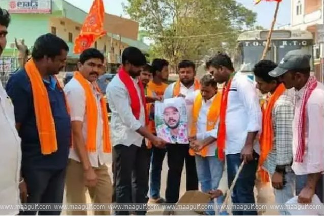 యూట్యూబర్ అన్వేష్‌ పై ఆగ్రహం..అతని దిష్టి బొమ్మ దగ్ధం