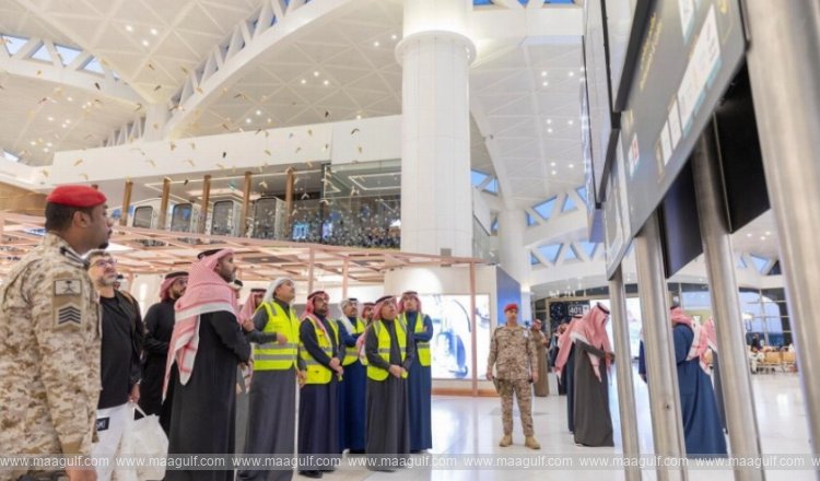 రియాద్ విమానాశ్రయంలో విమానాల ఆలస్యంపై సమీక్ష..!!