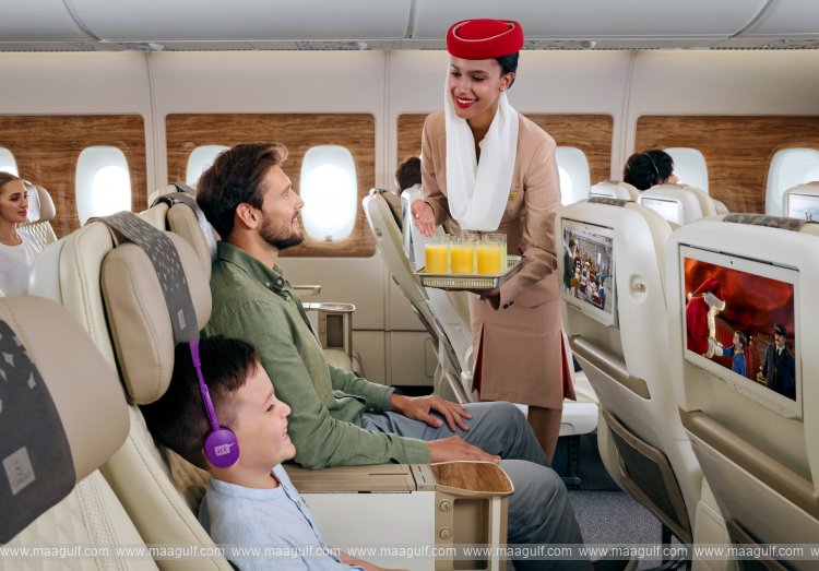 Emirates customers can get into the holiday spirit with festive entertainment on ice