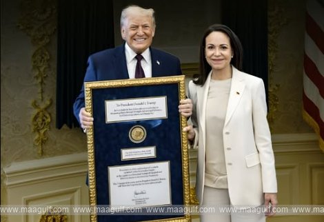 ట్రంప్‌కు నోబెల్ అందజేసిన మరియా కొరినా మచాడో