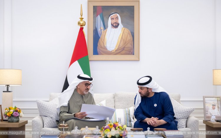 Hamdan bin Zayed reviews sports events timetable for Al Dhafra