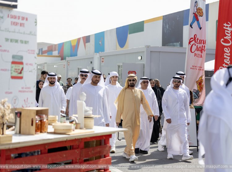 Sheikh Mohammed visits Quoz Arts Fest