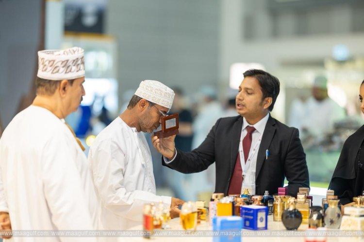 Oman Perfume Show begins in Muscat