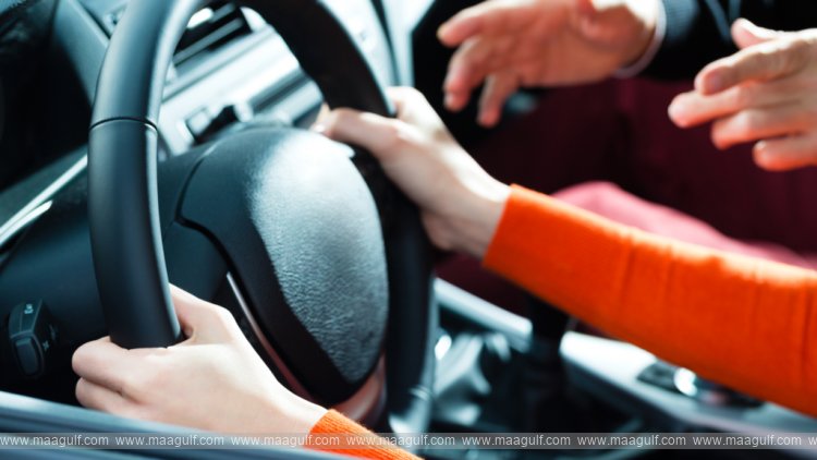 చౌకగా ట్రిప్.. ఆరెంజ్ కార్డ్ ఫీజులను తగ్గించిన ఒమన్..!!