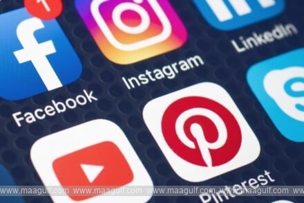 ప్రభుత్వ ఉద్యోగులకు షాక్, సోషల్ మీడియా వాడాలంటే అనుమతి!