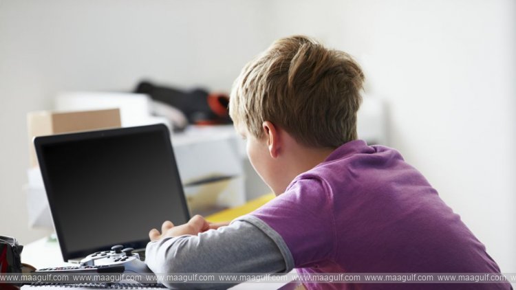 పిల్లల ఇంటర్నెట్ వాడకం పై కఠిన నిబంధనలు..