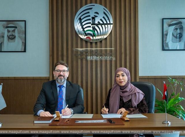The UAE Journalists Association and the UAE Researchers Center sign a MOU to enhance joint cooperation