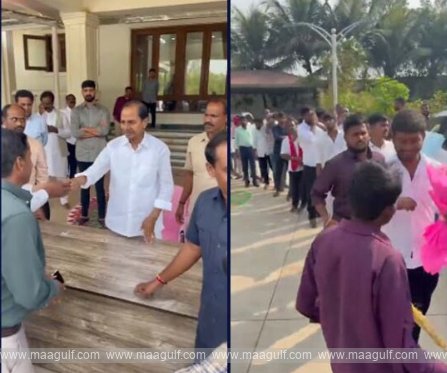 ఎర్రవల్లి ఫామ్ హౌస్ వద్ద కార్యకర్తల సందడి