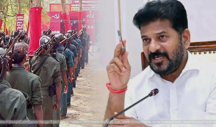 సీఎం సమక్షంలో 124 మంది మావోయిస్టుల లొంగుబాటు