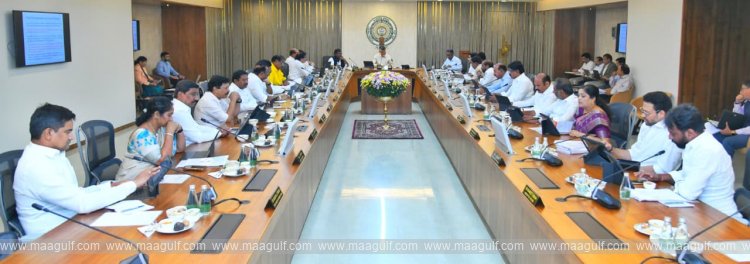 అమరావతికి చట్టబద్ధత కల్పిస్తూ కేబినెట్ తీర్మానం