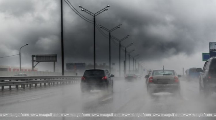 అల్పపీడన ద్రోణి..ఒమన్ వ్యాప్తంగా వర్షాలు..!!