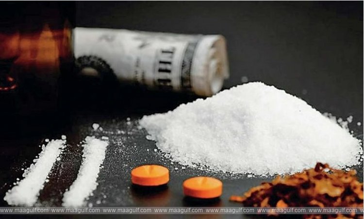 శంషాబాద్ ఎయిర్‌పోర్ట్‌లో భారీగా డ్రగ్స్ సీజ్