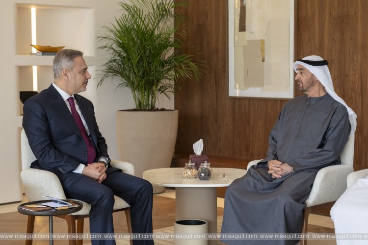 UAE President receives Turkish Foreign Minister