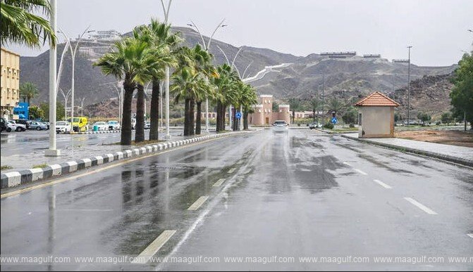 సౌదీ అరేబియాలో ఉరుములతో కూడిన వర్షాలు.. అలెర్ట్ జారీ..!!