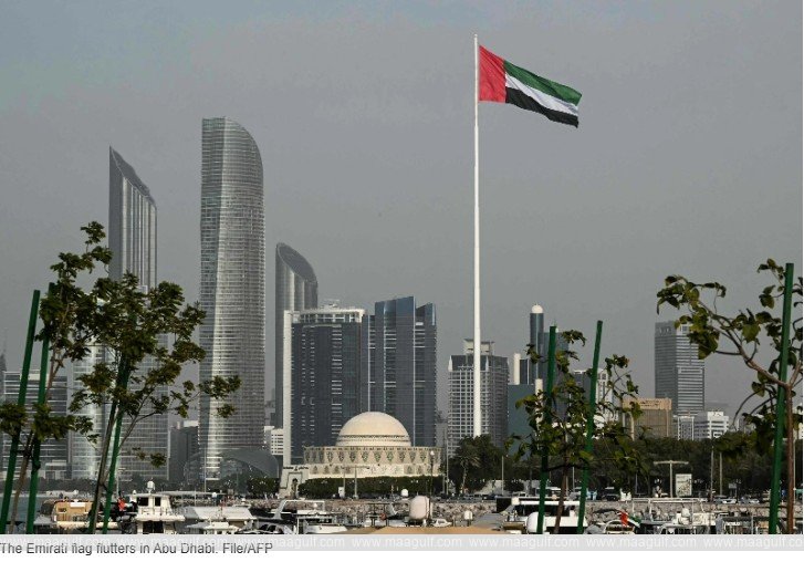 Abu Dhabi authorities respond to incident involving falling shrapnel in Baniyas area, resulting in one death