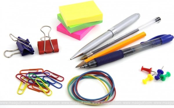 ఆన్‌లైన్ క్లాసెస్.. స్కూల్ ఖర్చులపై యూఏఈ ఫ్యామిలీస్ రీ థింకింగ్..!!