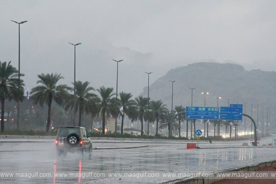 Civil Defense urges caution amid forecast of thunderstorms hitting across Saudi Arabia through Friday