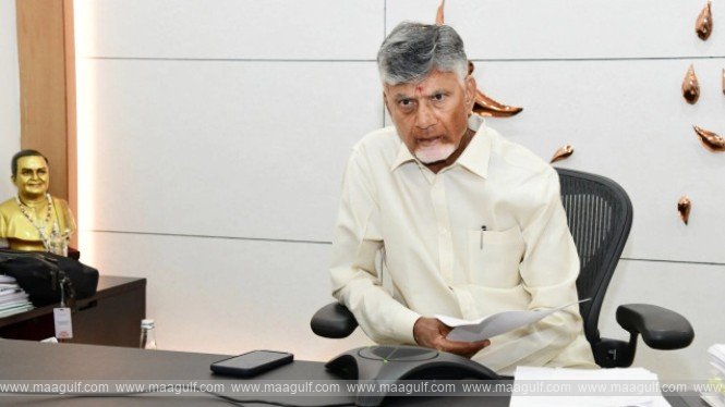 పెట్రోల్ బంకుల్లో ‘నో స్టాక్’ బోర్డులు కనిపించకూడదు: సీఎం చంద్రబాబు