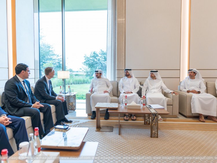 Maktoum bin Mohammed meets with CEO of Brookfield Corporation