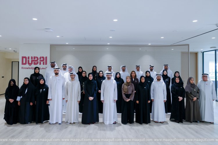 Sheikh Hamdan visits KHDA, commends education community, high level of institutional readiness