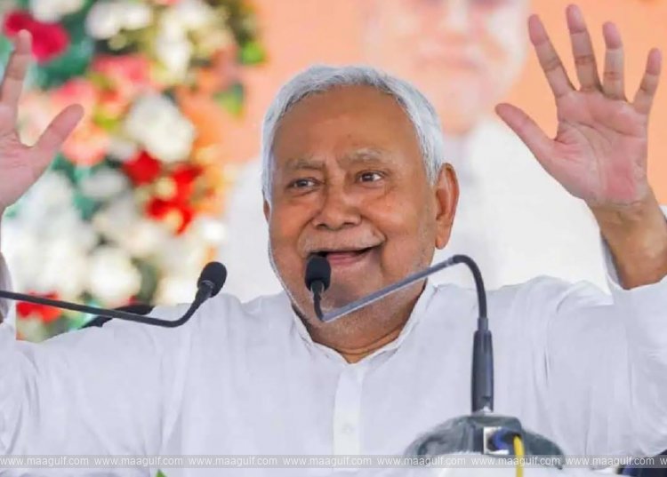 గెలిచిన 5 నెలల్లోపే సీఎం పదవికి రాజీనామా చేసిన నితీశ్ కుమార్