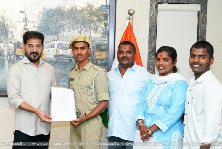 ట్యాంక్ బండ్ శివకు సీఎం భారీ సాయం