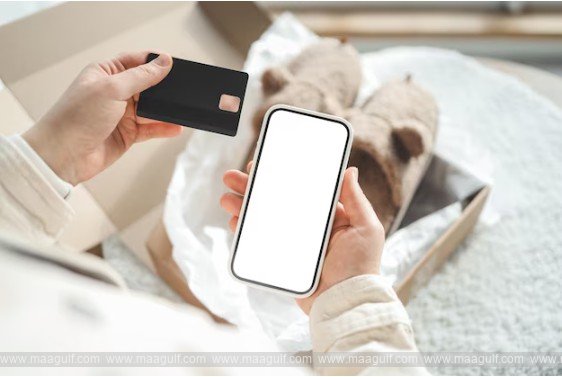 సోషల్ మీడియాలో ఫేక్ వీసా,ఆఫర్లపై అబుదాబి పోలీసుల హెచ్చరిక..!!